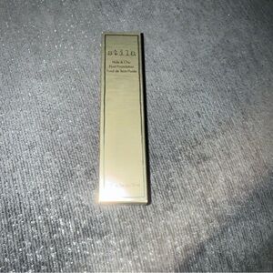 Stila Hide & Chic Fluid Foundation- Tan/Deep 3